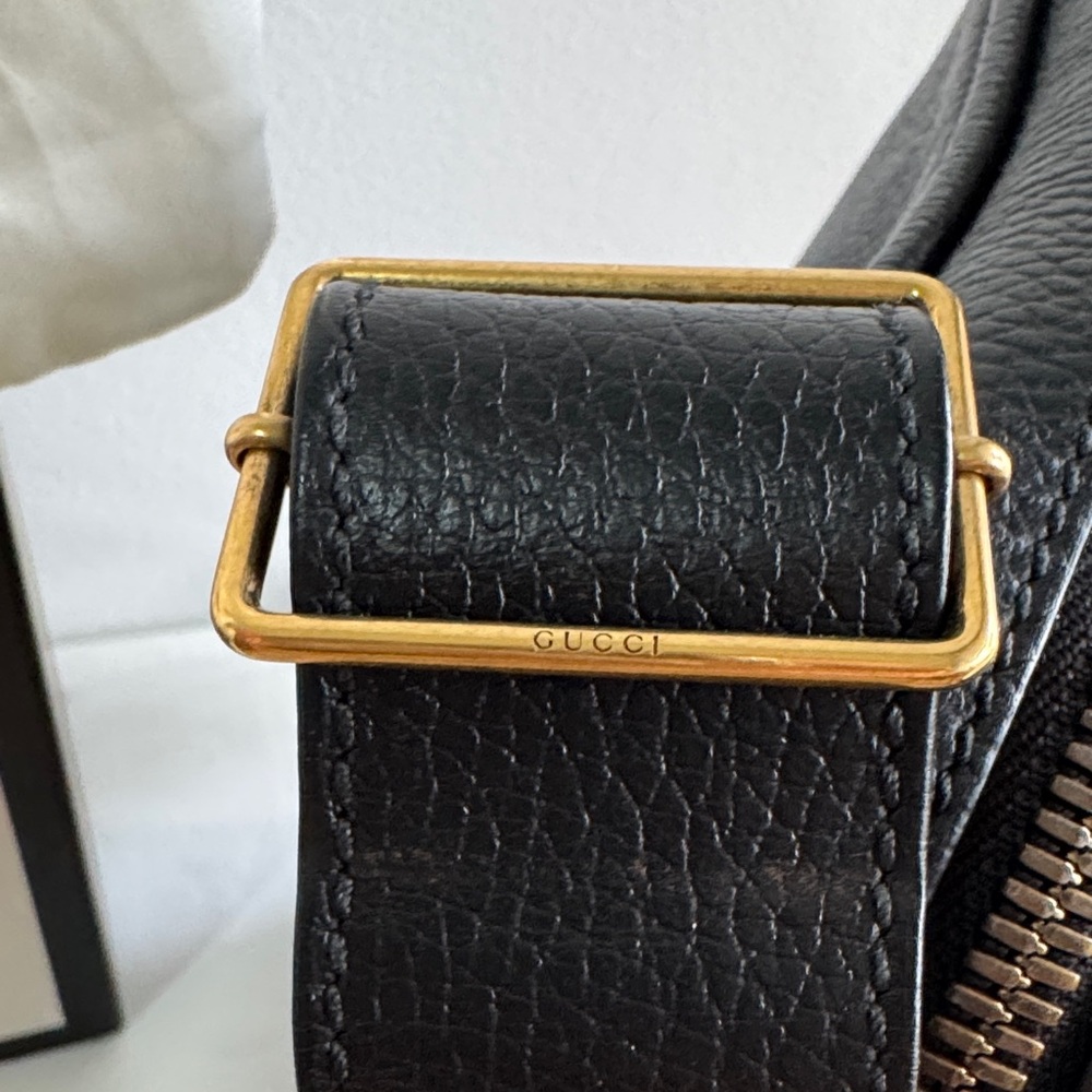 Gucci Black Leather Messenger Bag with Gold Accents - Picture 7 of 15